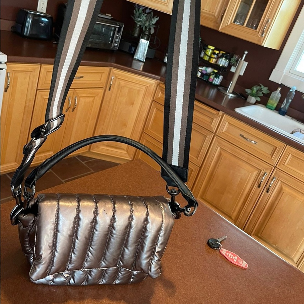 Think Rolyn Bag